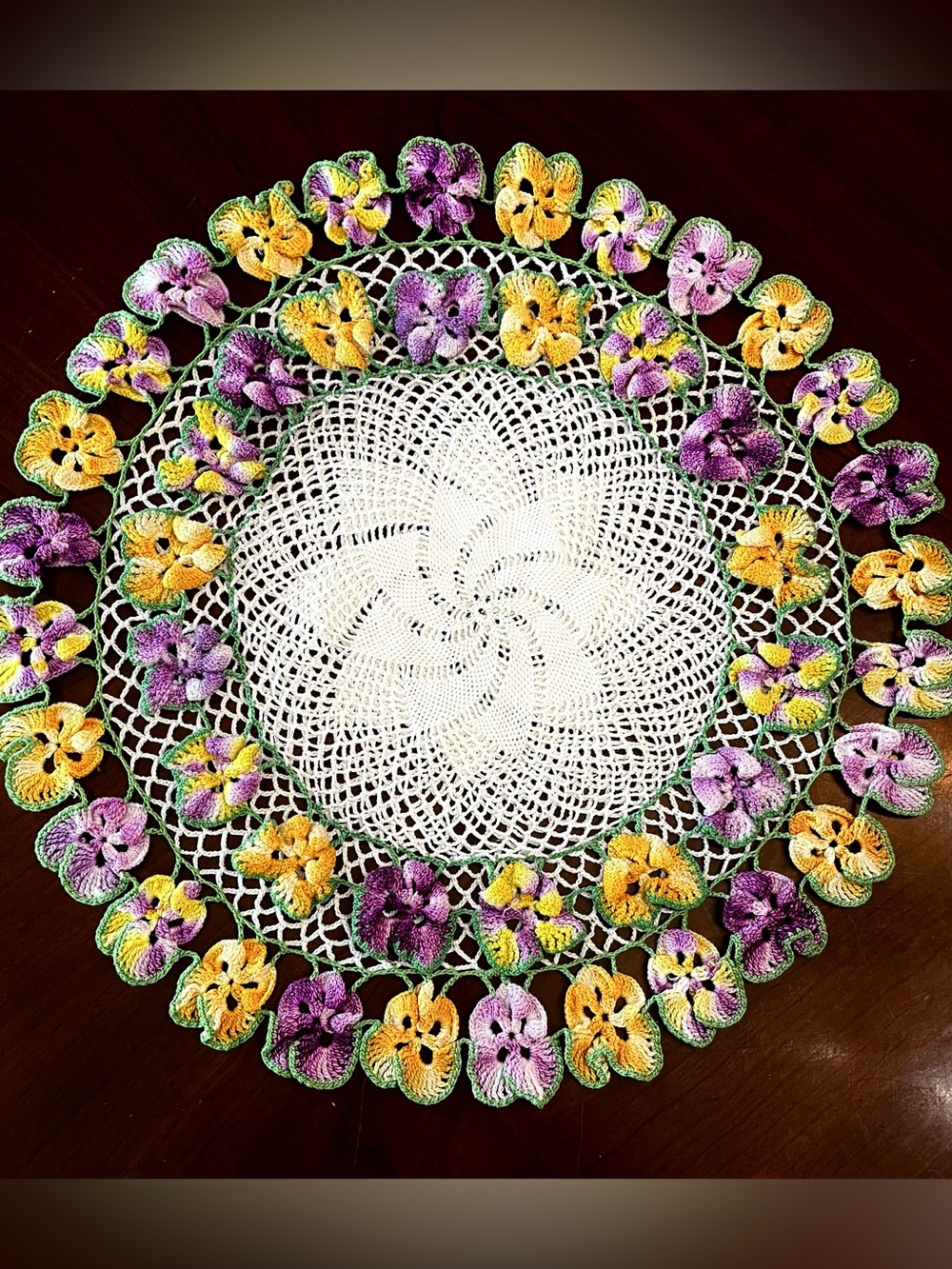 VTG Hand-Crocheted 3D Pair Pansy Floral Lace Doily Same Pattern 13.5”/18.5”